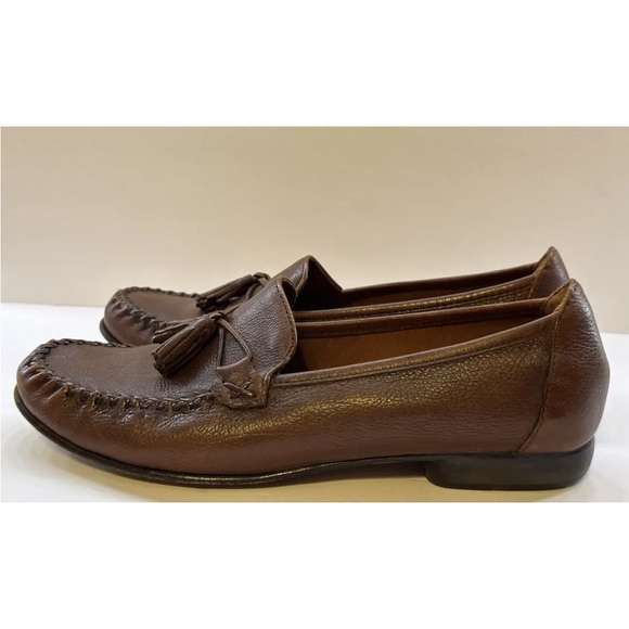 Cole Haan Country Moc Toe Penny Tassel Loafer Flats Women Sz 9.5 B Driving Shoes - Picture 2 of 16